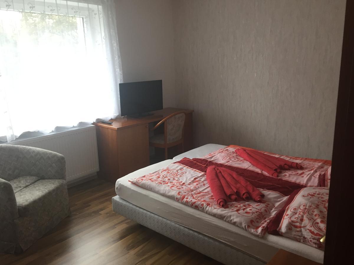 Hotel Restaurant Hohe Tanne Grossbreitenbach Kültér fotó