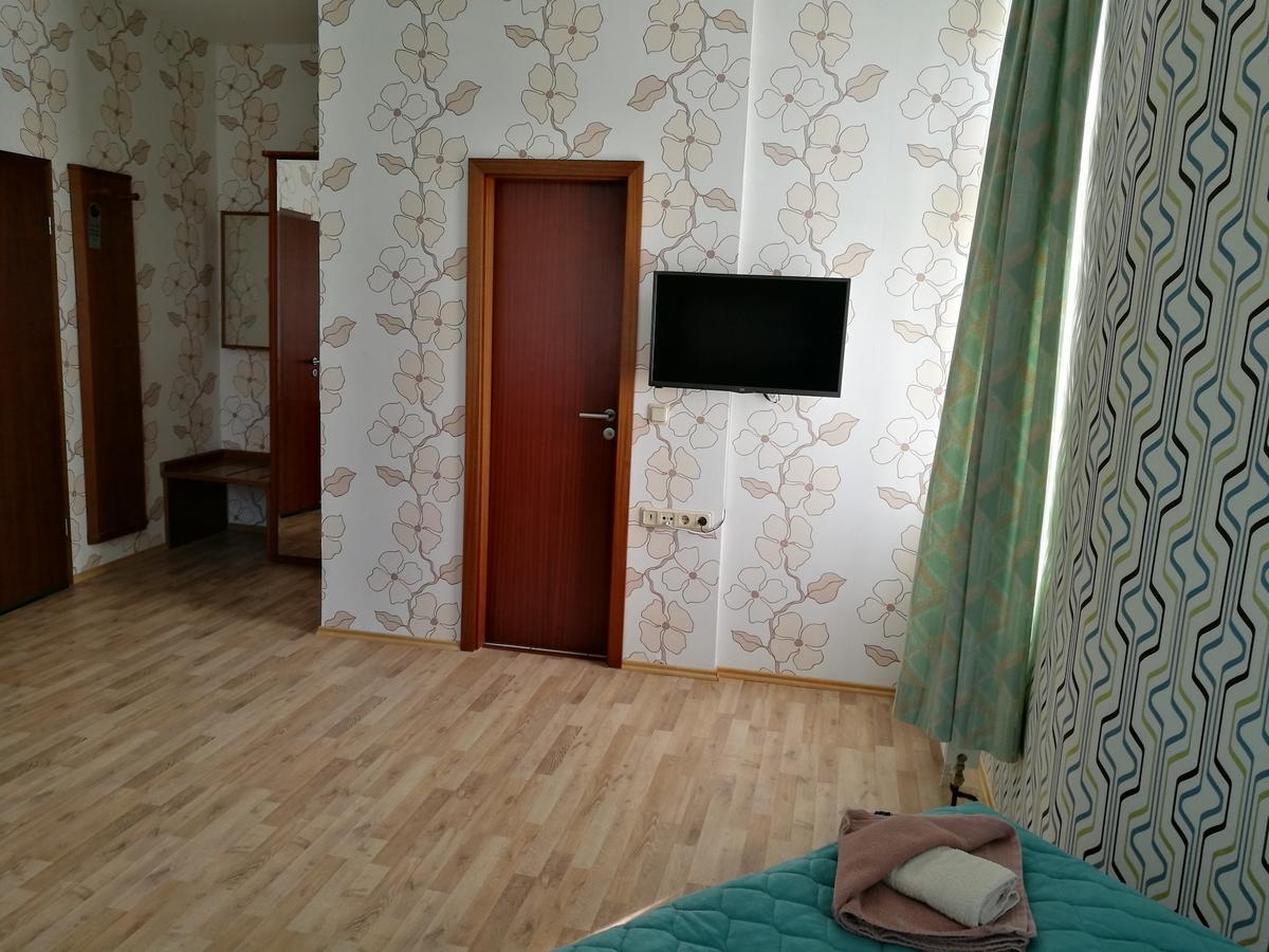 Hotel Restaurant Hohe Tanne Grossbreitenbach Kültér fotó