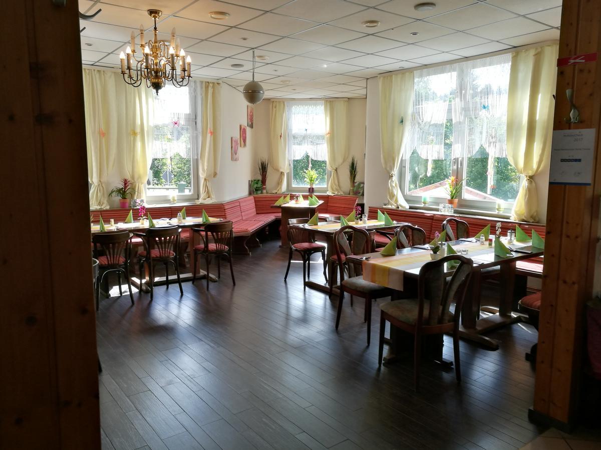 Hotel Restaurant Hohe Tanne Grossbreitenbach Kültér fotó